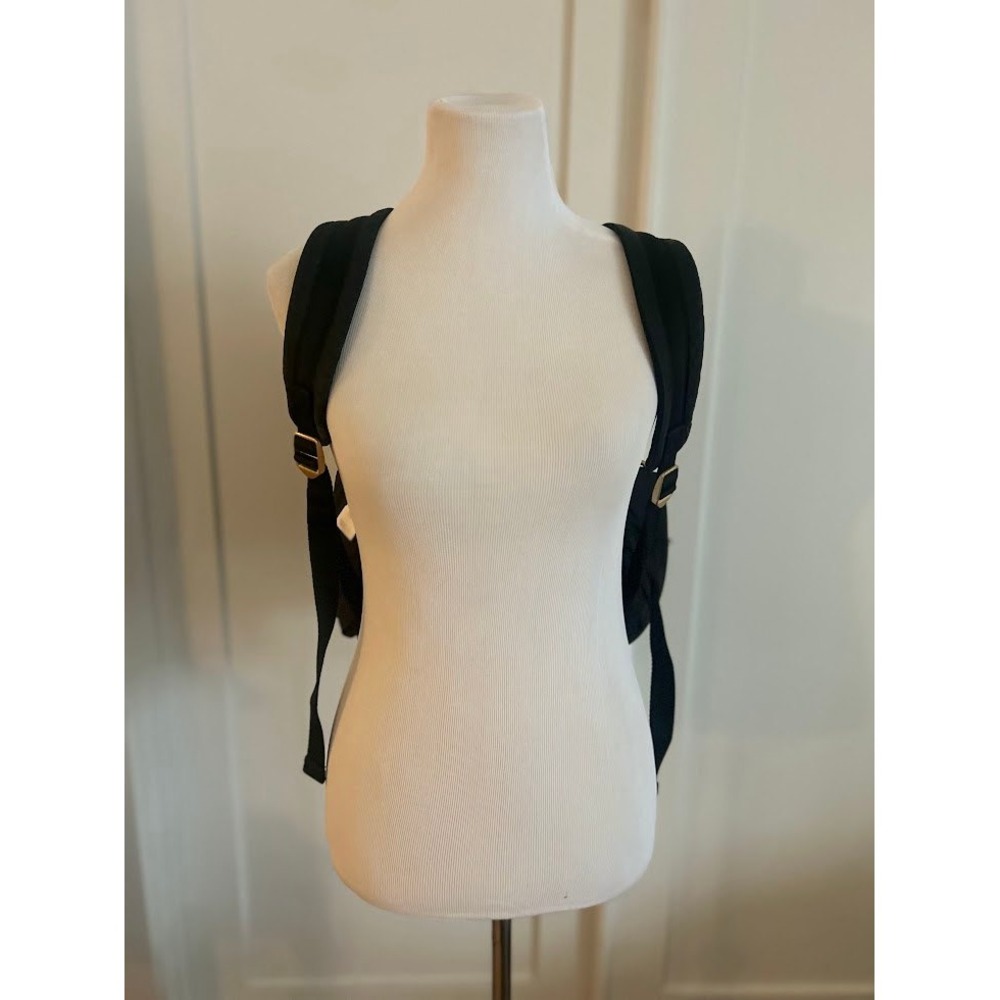 Itzy Ritzy Black Puffer Backpack Diaper Bag Organize Travel Versatile Change Pad - Picture 7 of 11